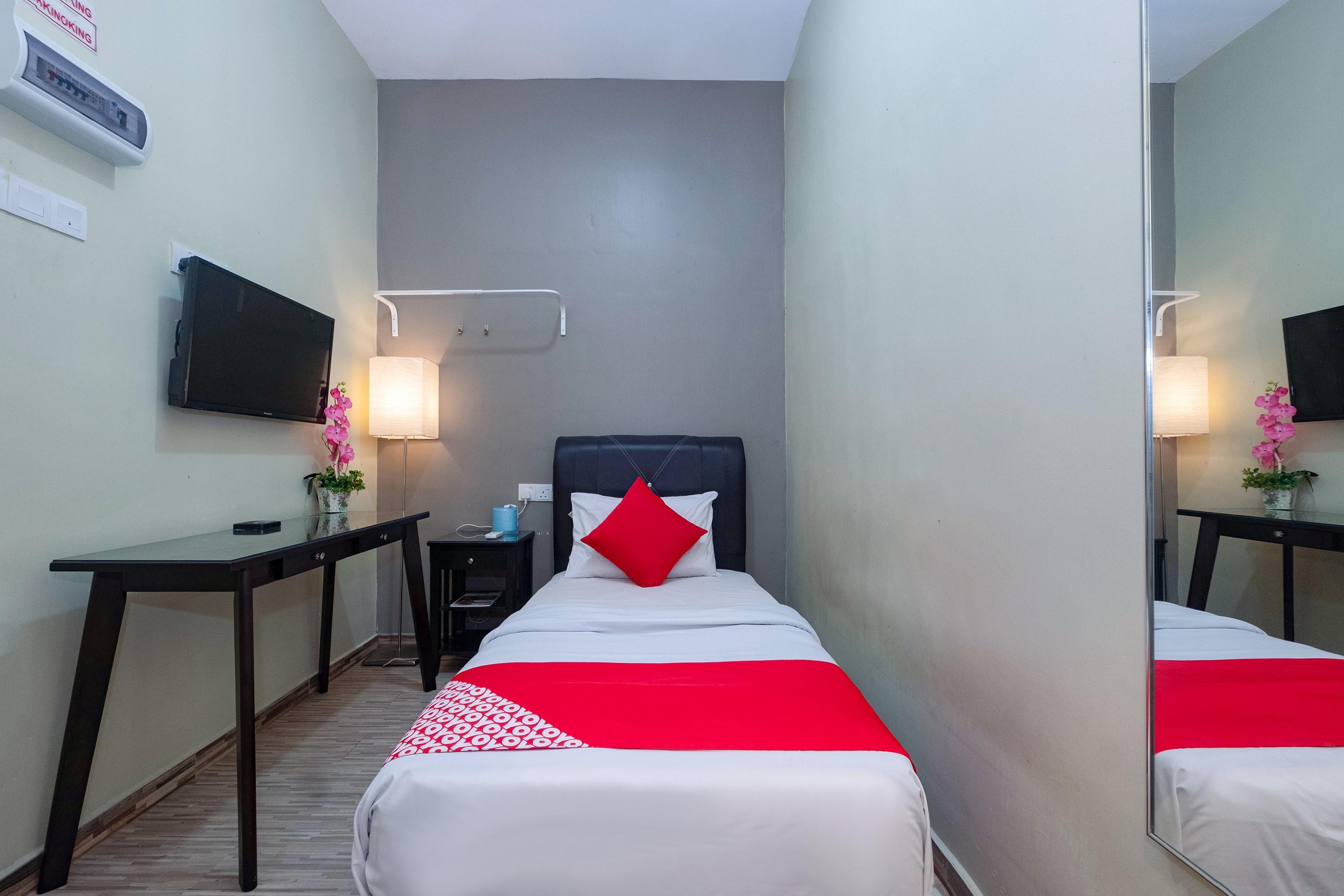 Oyo 89981 Nyamanya Hotel Kuantan Dış mekan fotoğraf